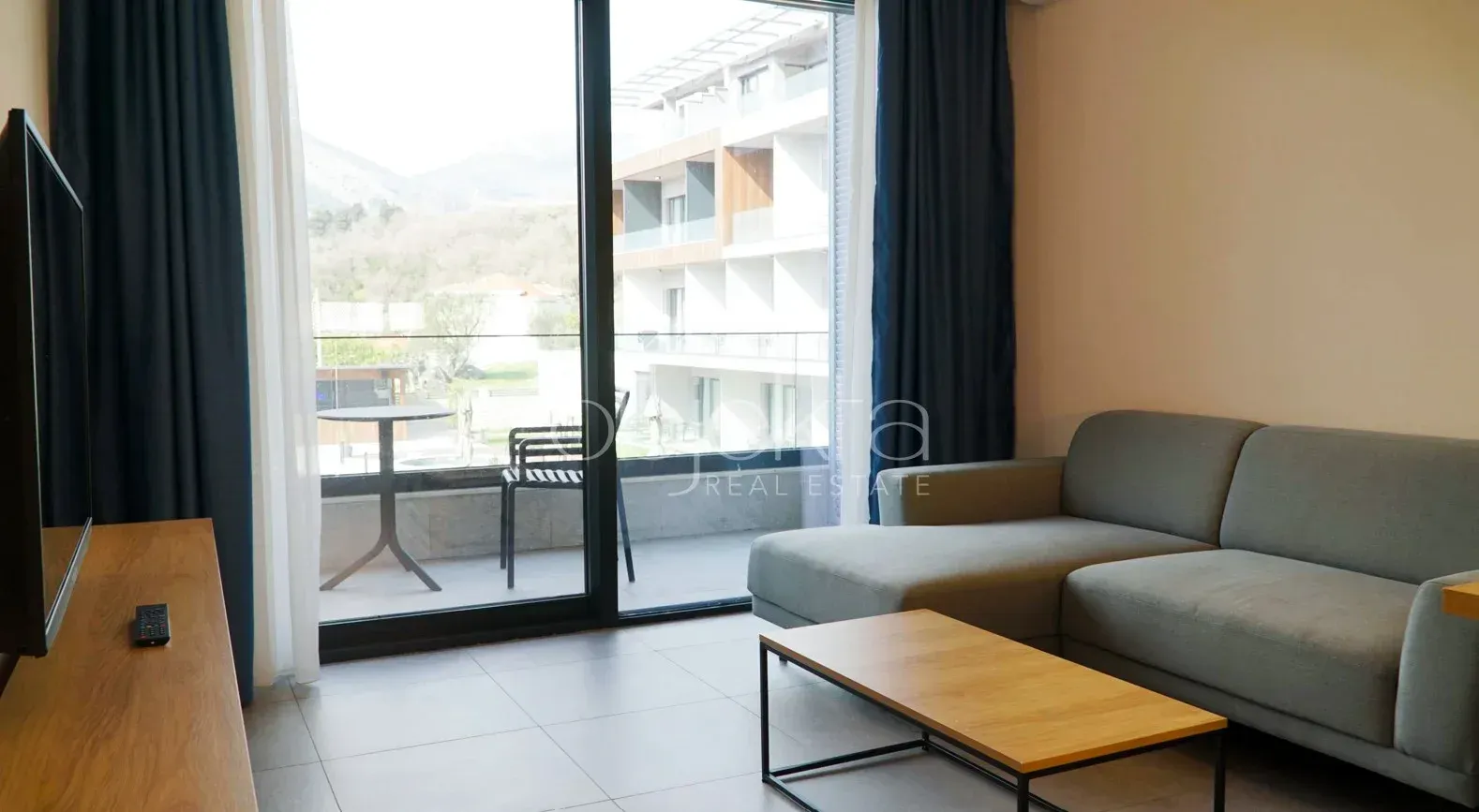 Rent, apartment, 78m², Tivat, Crna Gora