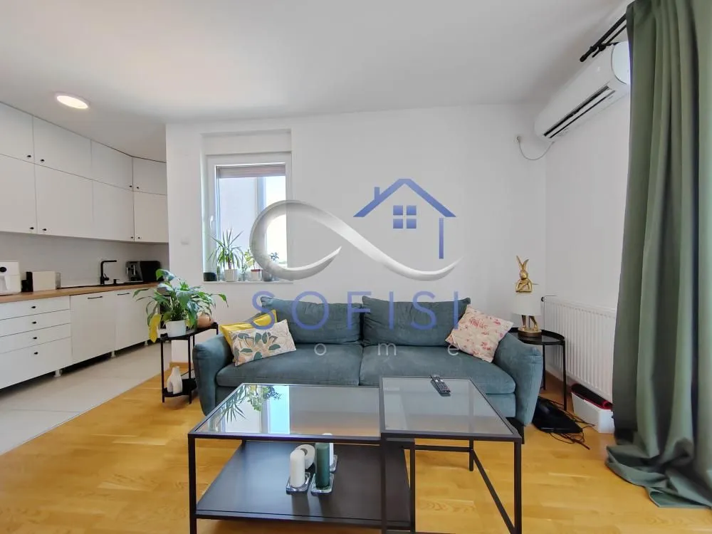 Prodaja, trosoban stan, 63m², Salajka, Novi Sad Sve Podlokacije
