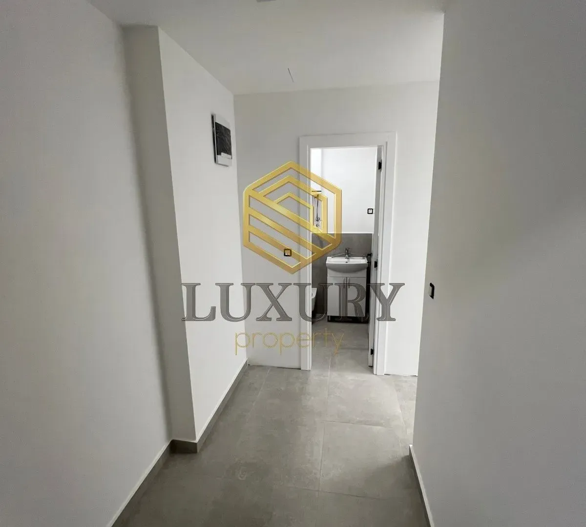 Rent, office space, 95m², City Kvart, Podgorica