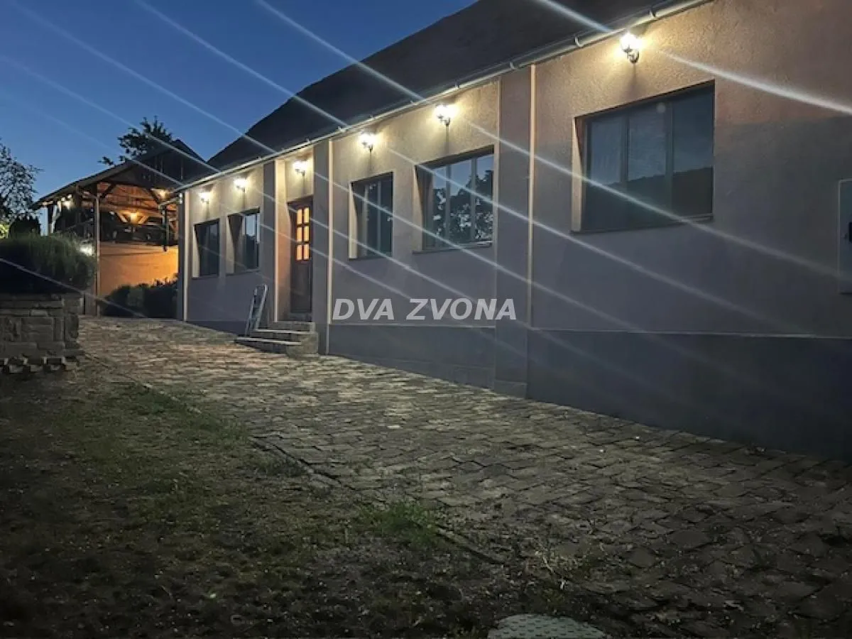 Prodaja, kuća, 121m², Čortanovci, Inđija