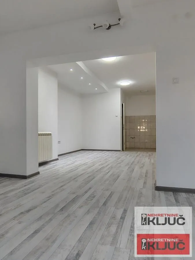 Prodaja, dvosoban stan, 50m², Telep, Novi Sad Sve Podlokacije