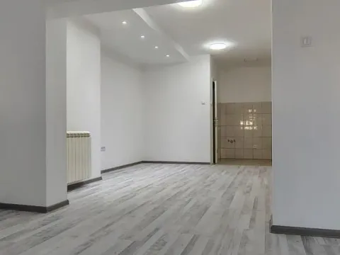Prodaja, dvosoban stan, 50m², Telep, Novi Sad Sve Podlokacije - image 2