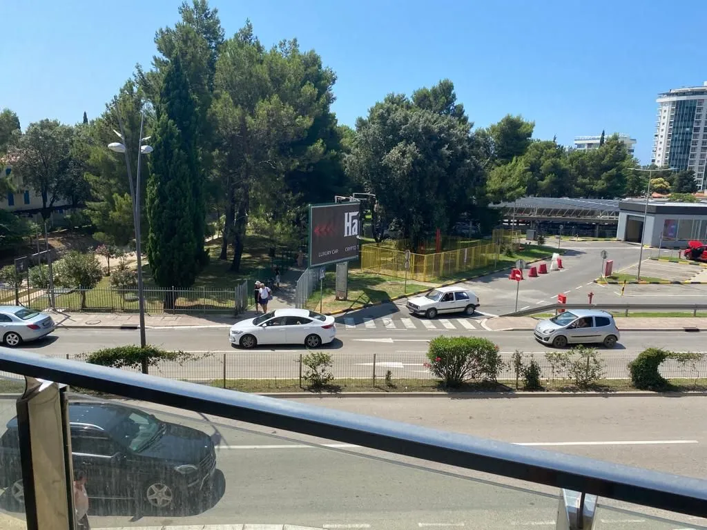 Prodaja, dvosoban stan, 119m², Centar, Budva