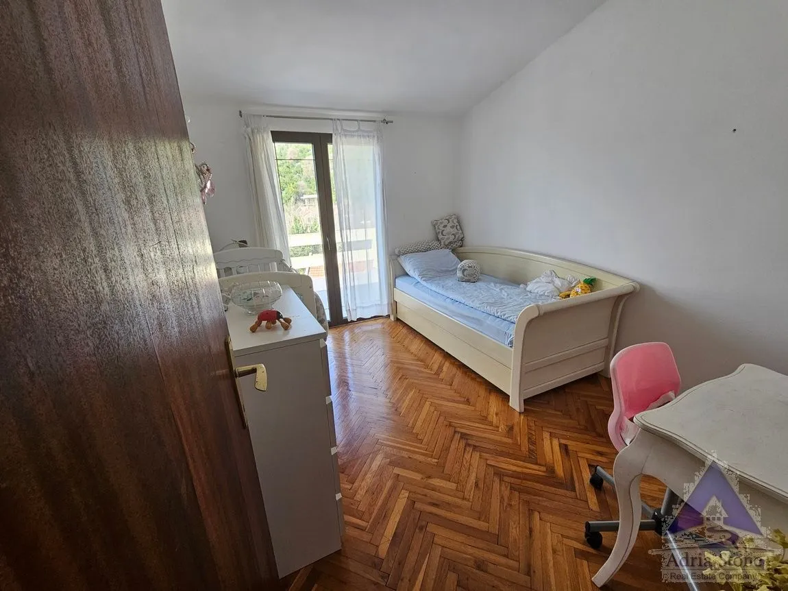 Prodaja, kuća, 225m², Seljanovo, Tivat