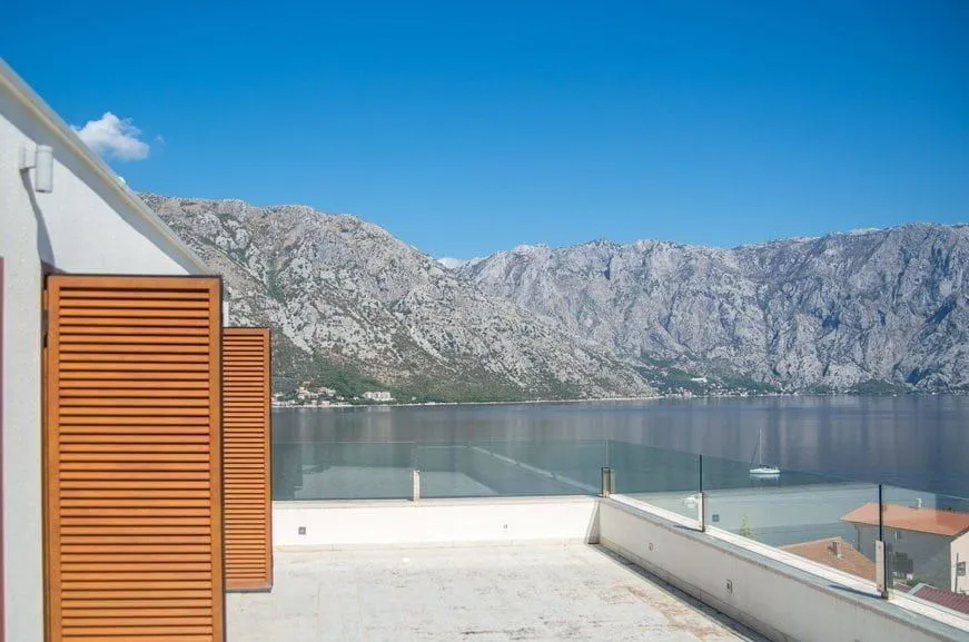 Sale, house, 584m², Stoliv, Kotor