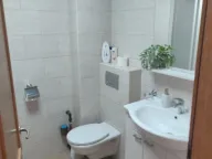 Izdavanje, dvosoban stan, 57m², Bečići, Budva - image 8