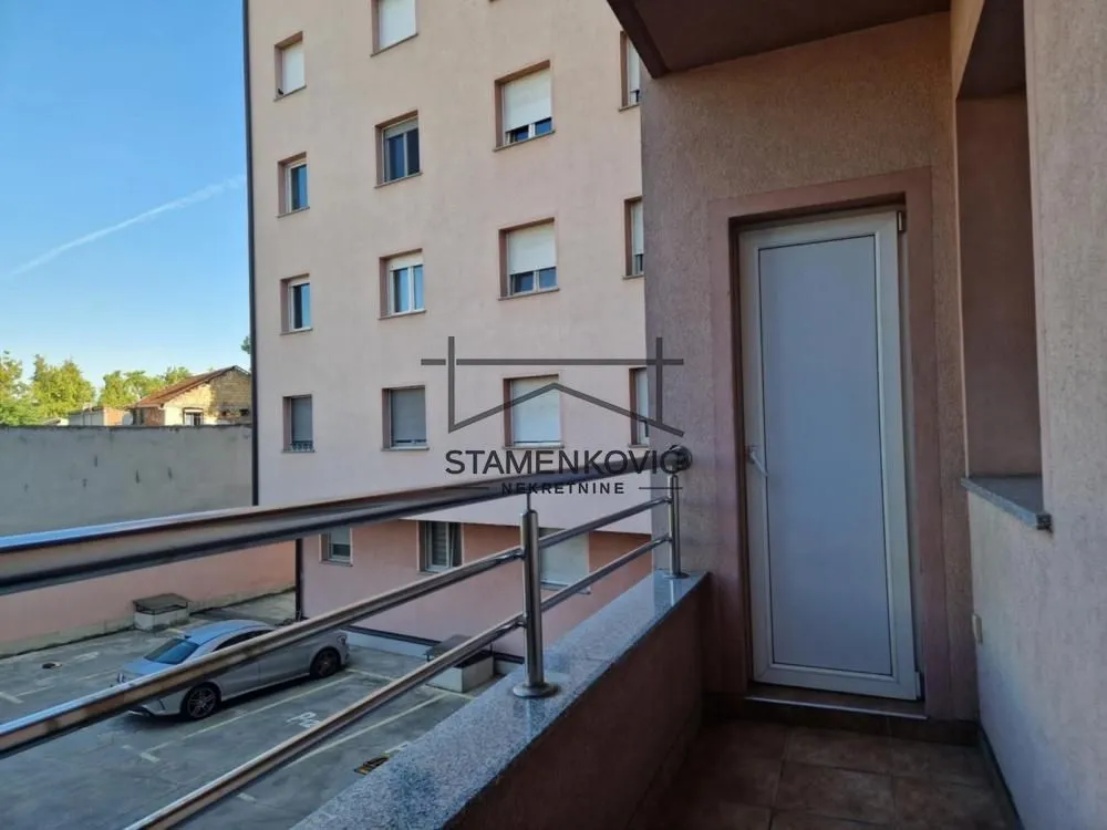 Izdavanje, jednosoban stan, 45m², Centar, Novi Sad
