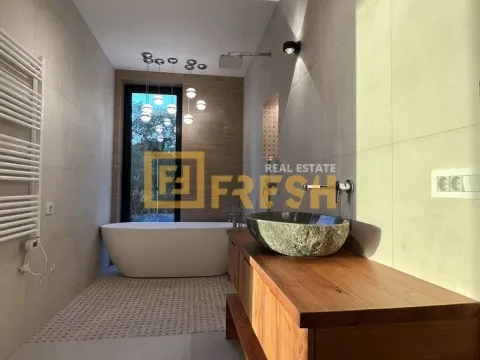 Prodaja, kuća, 480m², Kotor, Crna Gora - image 21