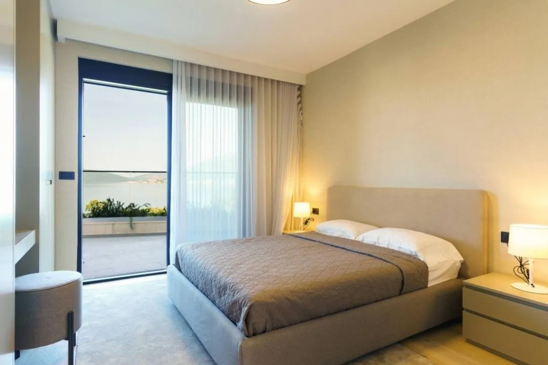 Prodaja, dvosoban stan, 160m², Donja Lastva, Tivat