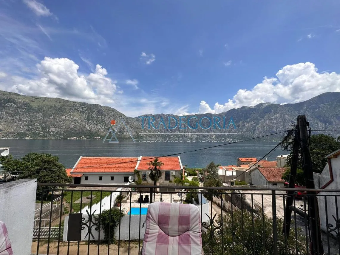 Prodaja, jednosoban stan, 56m², Stoliv, Kotor