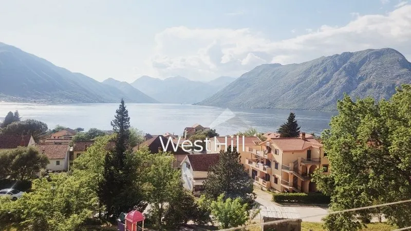 Sale, one bedroom apartment, 49m², Dobrota, Kotor