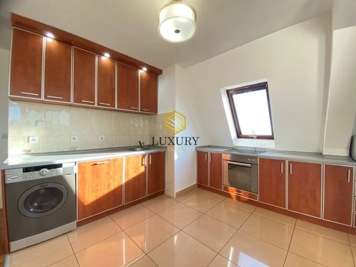 Prodaja, dvosoban stan, 86m², Centar, Podgorica