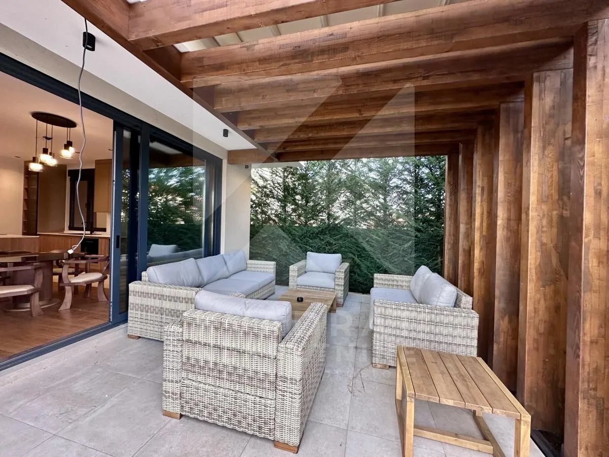 Rent, house, 230m², Gornja Gorica, Podgorica