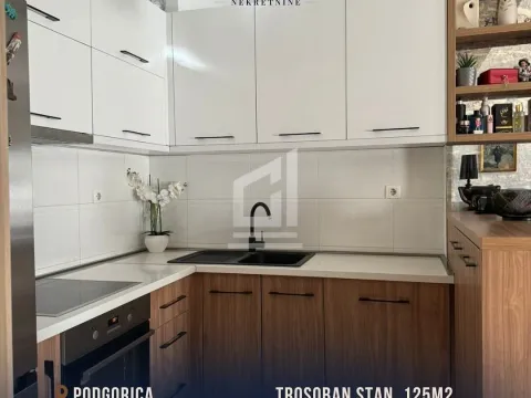 Prodaja, trosoban stan, 125m², Momišići, Podgorica - image 10