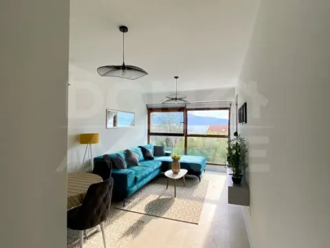 Rent, one bedroom apartment, 40m², Tivat, Crna Gora - image 10