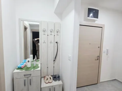 Rent, one bedroom apartment, 60m², Stara Varoš, Podgorica - image 13