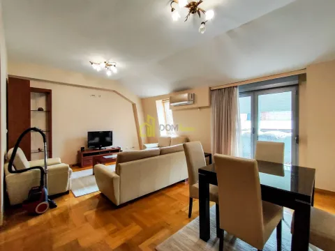 Izdavanje, jednosoban stan, 54m², Kod Big Fashion-a, Podgorica - image 8