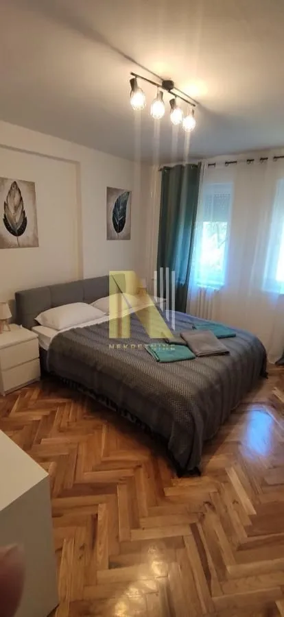 Izdavanje, jednosoban stan, 39m², Bulevar Oslobodjenja, Novi Sad Sve Podlokacije