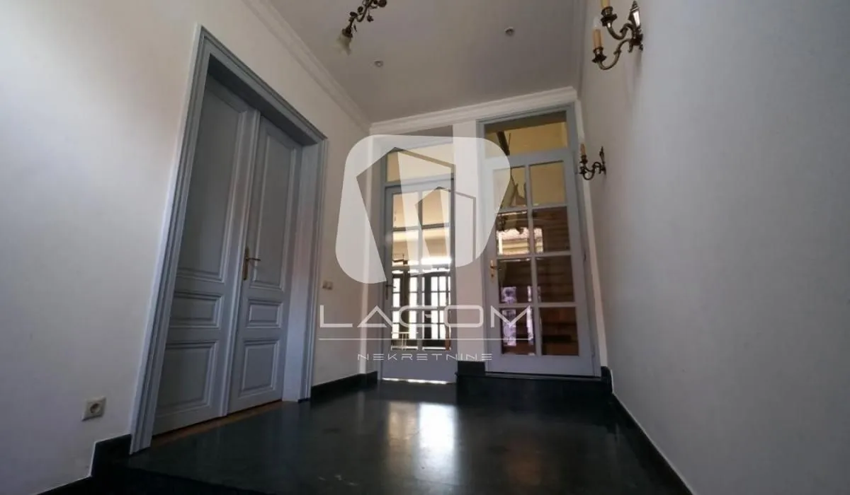 Prodaja, kuća, 418m², Zemun Centar, Zemun Sve Podlokacije