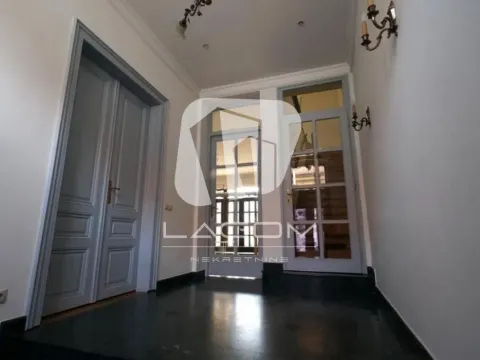 Sale, house, 485m², Zemun Centar, Zemun Sve Podlokacije - image 14