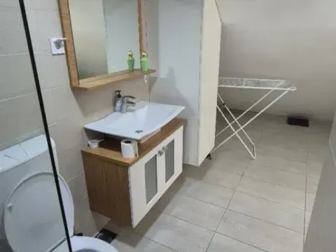 Prodaja, dvosoban stan, 120m², Stari Aerodrom, Podgorica - image 3