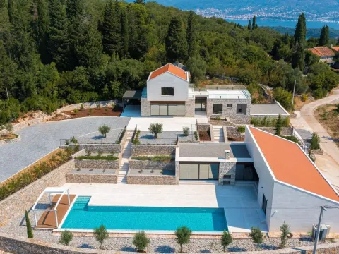 Prodaja, kuća, 558m², Tivat, Crna Gora - image 2