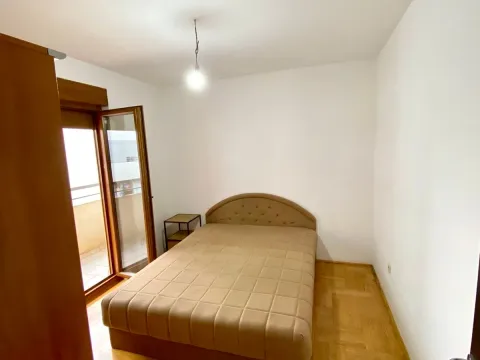 Rent, two bedroom apartment, 55m², Stari Aerodrom, Podgorica - image 4