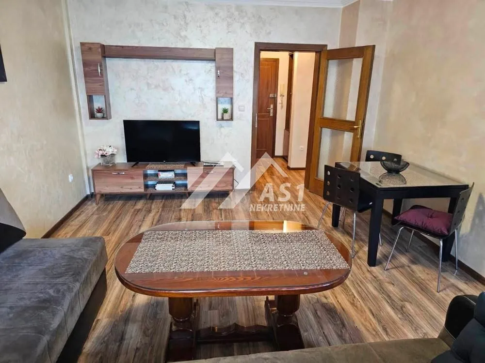 Izdavanje, dvosoban stan, 45m², Detelinara, Novi Sad Sve Podlokacije