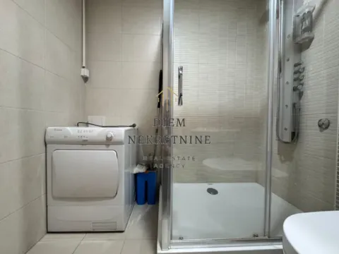 Izdavanje, jednosoban stan, 50m², City Kvart, Podgorica - image 6