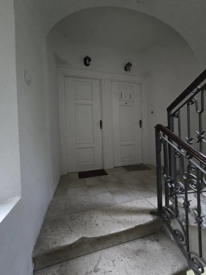 Prodaja, trosoban stan, 72m², Kotor, Crna Gora