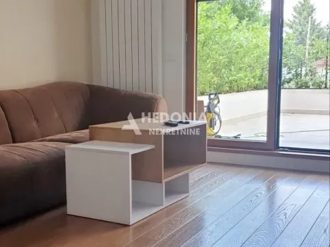 Rent, two bedroom apartment, 52m², Zemun Centar, Zemun Sve Podlokacije - image 2