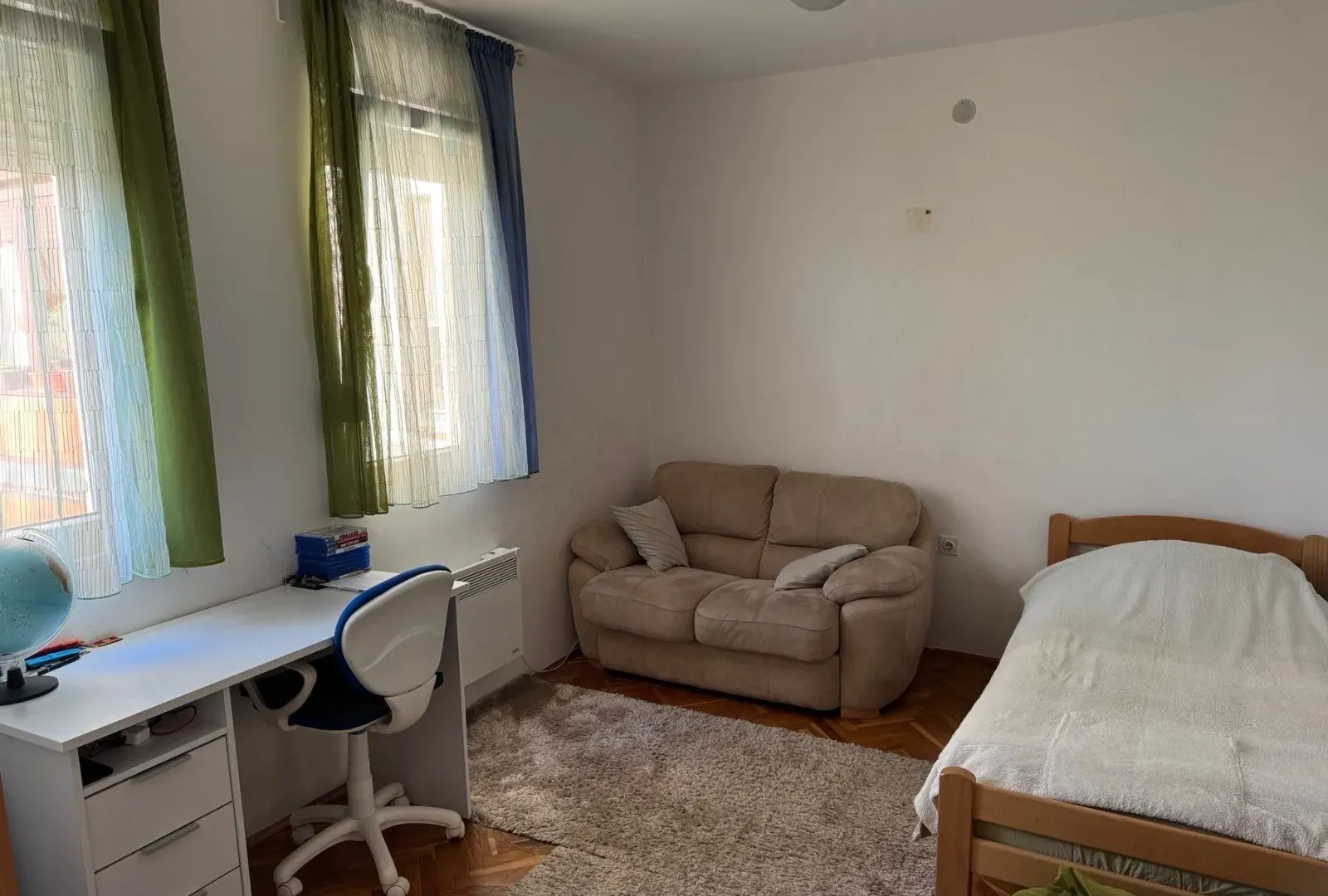 Prodaja, trosoban stan, 87m², Blok 6, Podgorica