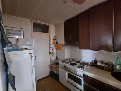 Sale, three bedroom apartment, 76m², Niš, Srbija - image 10