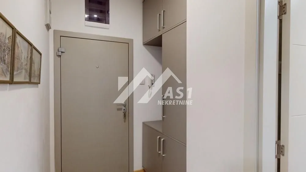 Izdavanje, jednosoban stan, 37m², Podbara, Novi Sad Sve Podlokacije