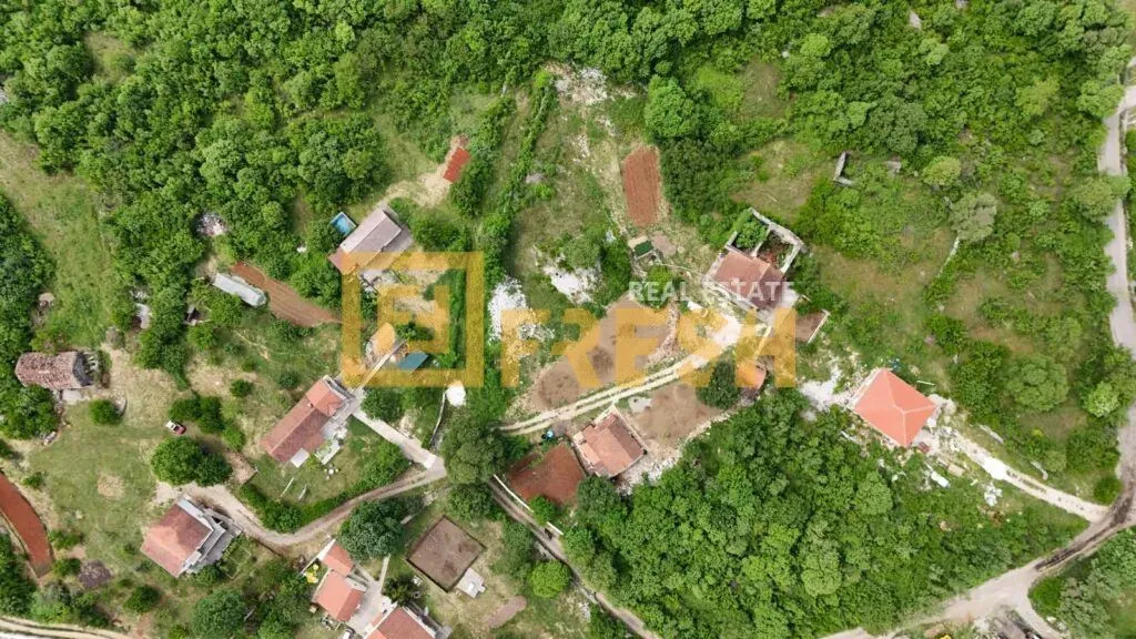 Prodaja, plac, 1100m², Danilovgrad, Crna Gora
