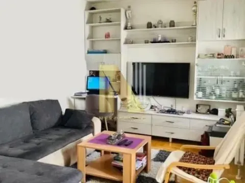 Prodaja, dvosoban stan, 52m², Centar, Novi Sad - image 2