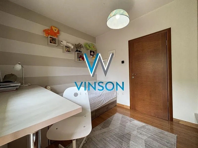Prodaja, četvorosoban stan, 115m², Grbavica, Novi Sad Sve Podlokacije