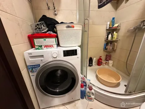 Sale, one bedroom apartment, 42m², Bečići, Budva - image 9