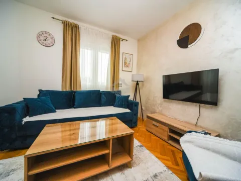 Izdavanje, jednosoban stan, 43m², Stari Aerodrom, Podgorica - image 8