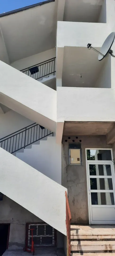 Izdavanje, dvosoban stan, 88m², Tološi, Podgorica
