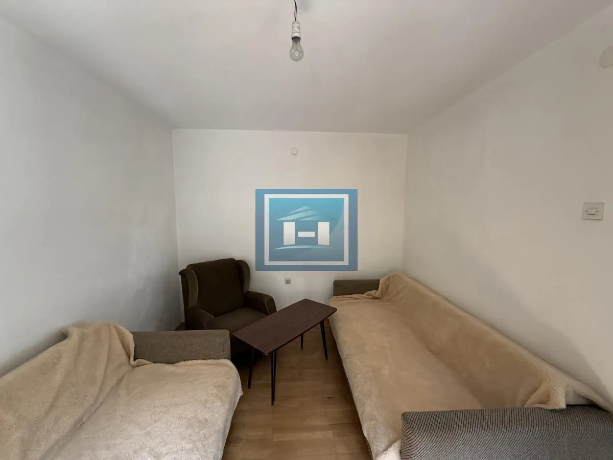 Sale, house, 257m², Strelište, Jagodina