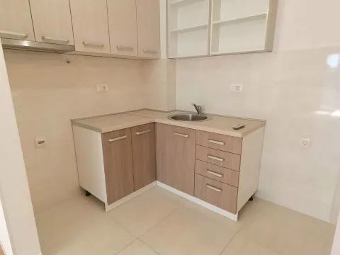 Prodaja, jednosoban stan, 40m², Central Point, Podgorica - image 4