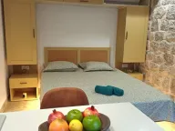 Izdavanje, garsonjera, 19m², Gradiošnica, Tivat - image 4