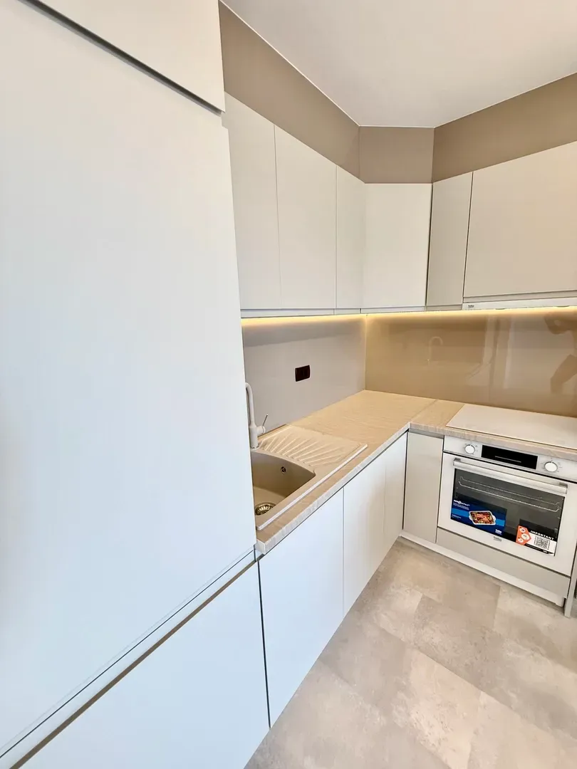Prodaja, jednosoban stan, 45m², Sveti Stefan, Budva