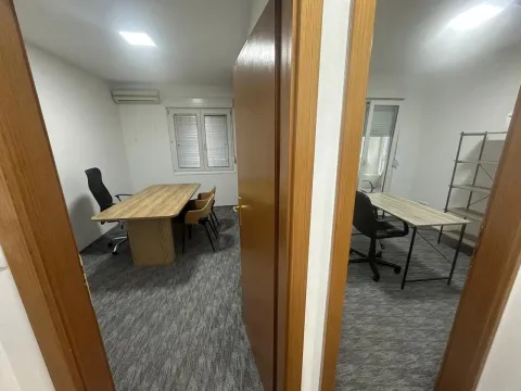 Rent, office space, 30m², Zagorič, Podgorica - image 7