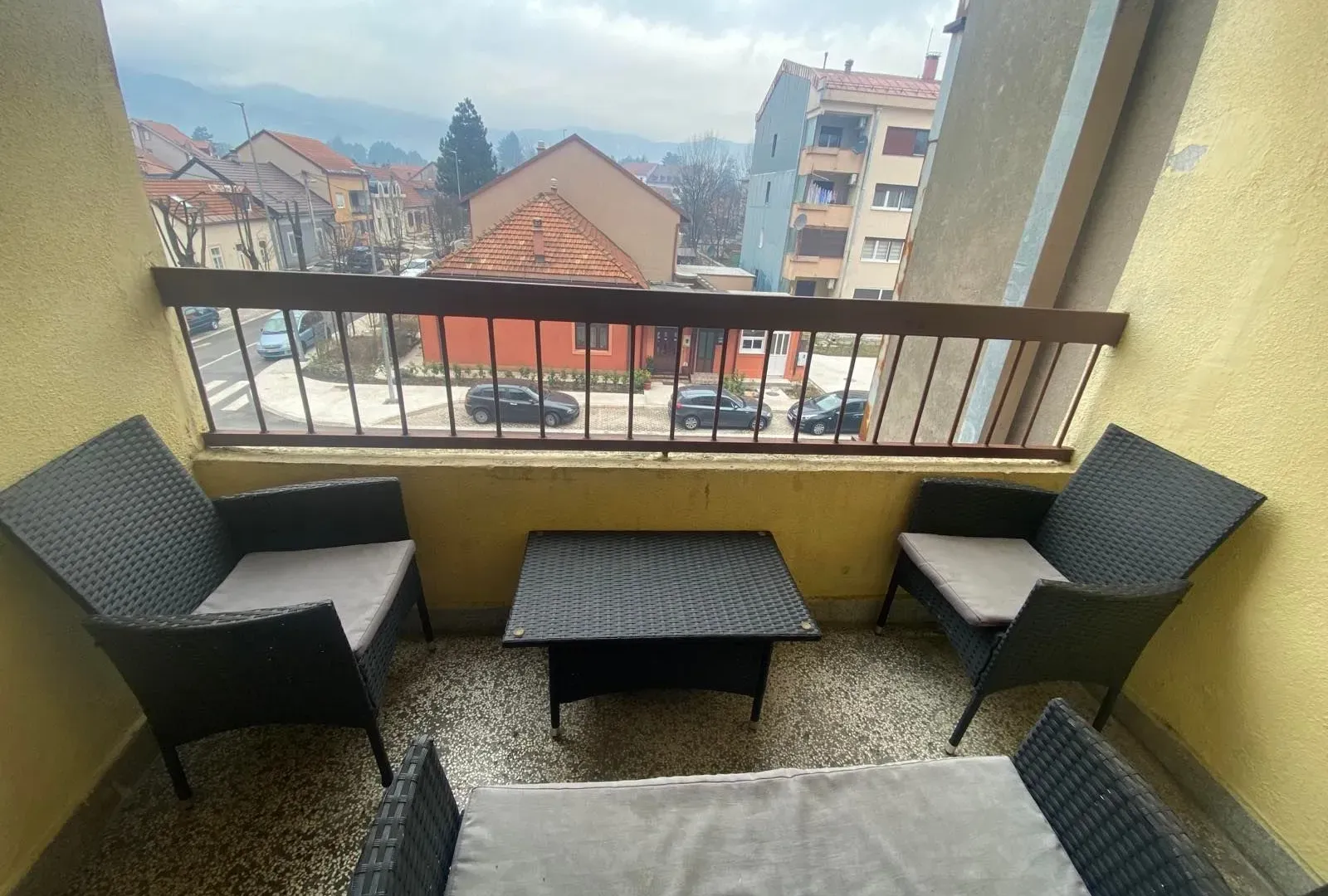Prodaja, dvosoban stan, 76m², Cetinje, Crna Gora
