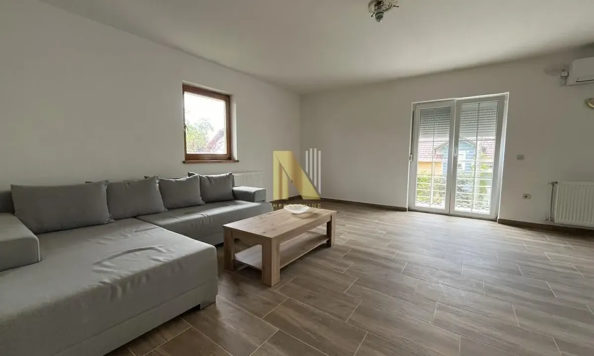 Izdavanje, trosoban stan, 120m², Veternik, Novi Sad Sve Podlokacije