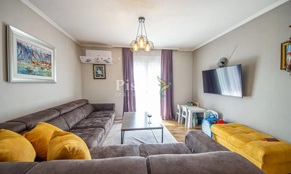 Sale, house, 75m², Danilovgrad, Crna Gora