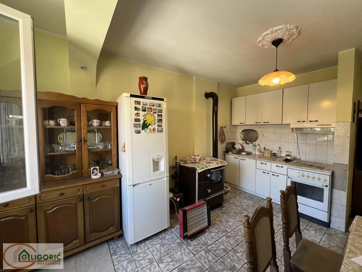 Sale, two bedroom apartment, 58m², Jajinci, Voždovac Sve Podlokacije