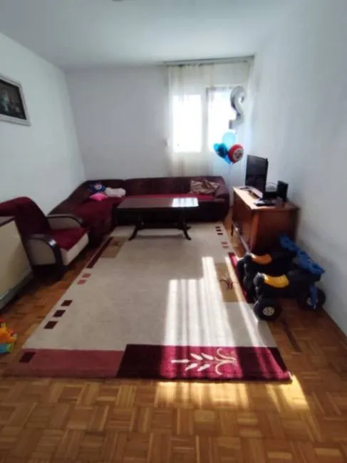 Izdavanje, dvosoban stan, 60m², Momišići, Podgorica
